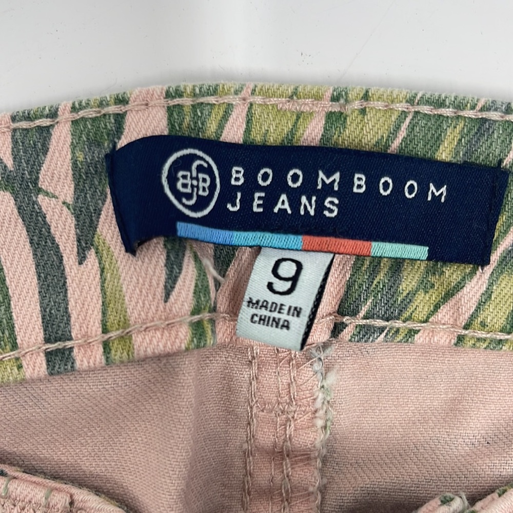 Shorts - Picture 7 of 11